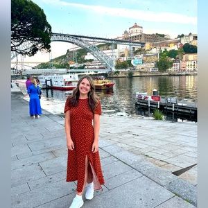 Meet your Posher, Alexandra
